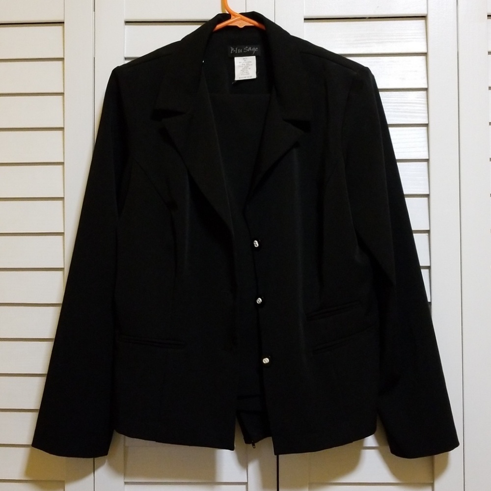 Black 3 piece Blu Sage suit
